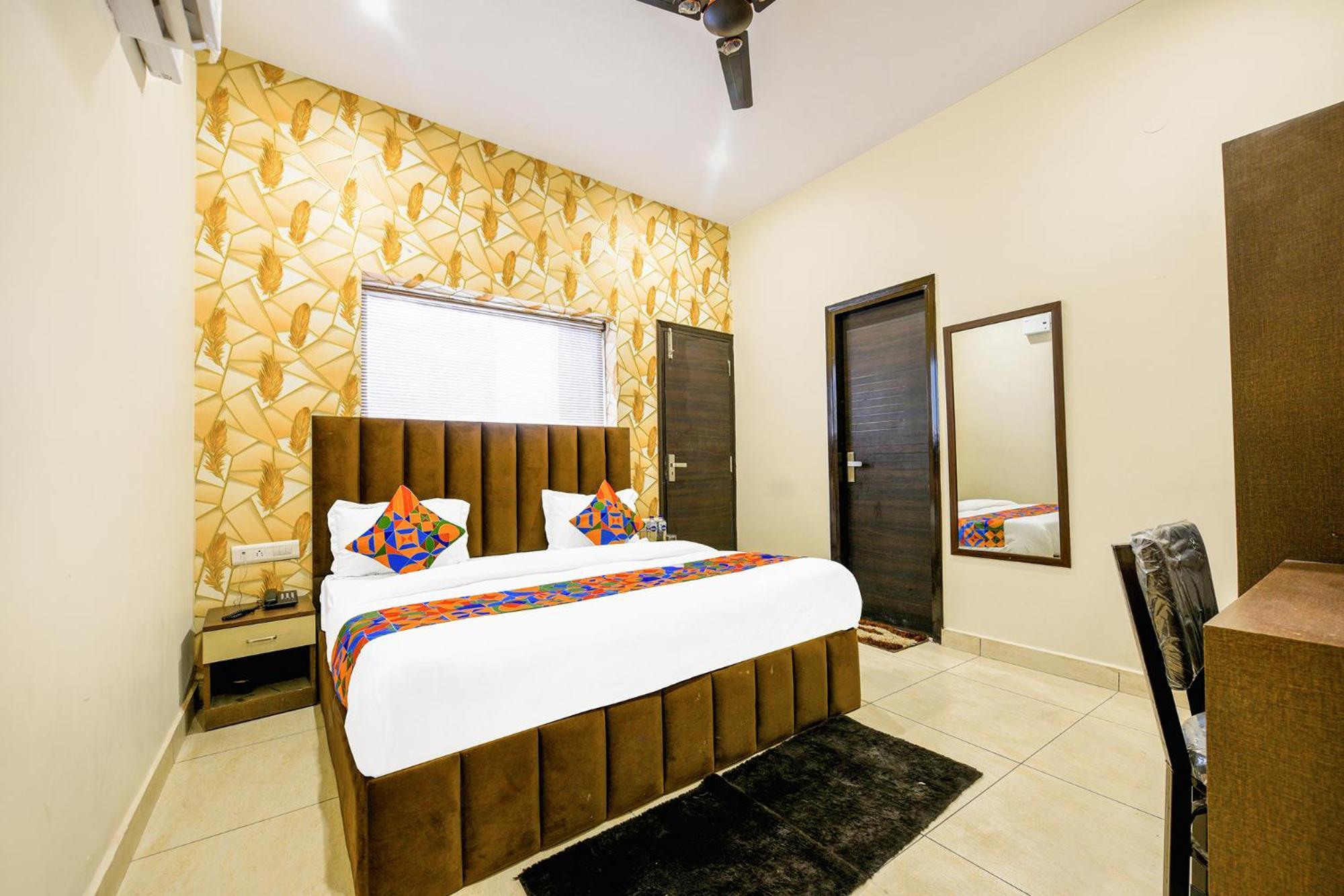 Fabhotel Royal Regency I Ludhiana Eksteriør bilde